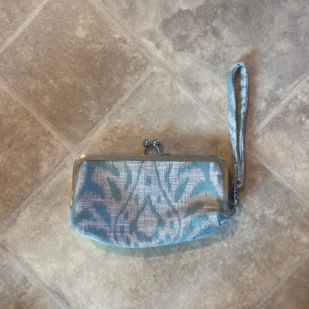 Textures by Tammy Daneker bag with wristlet.